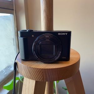 Sony Cybershot DSC-HX99 NEW but opened box